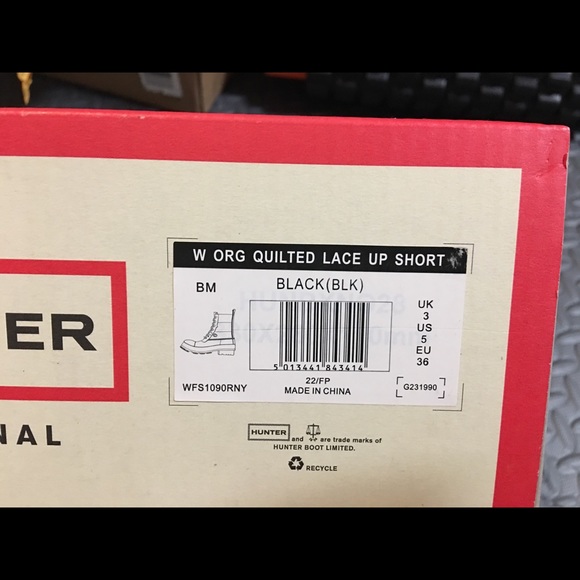 HUNTER women’s lace up short boot, size US 5 - Picture 6 of 7